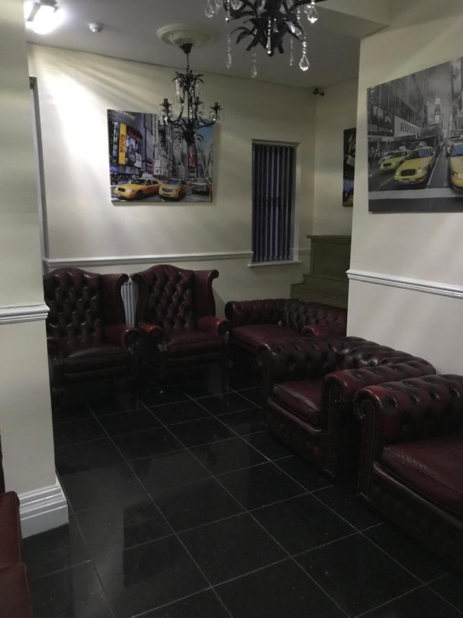 Sandy Pad'S Apartments Rhyl Bagian luar foto