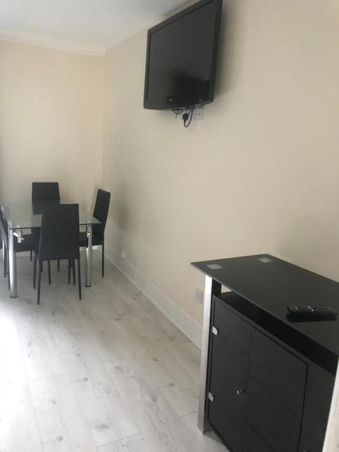 Sandy Pad'S Apartments Rhyl Bagian luar foto