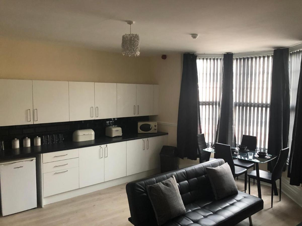 Sandy Pad'S Apartments Rhyl Bagian luar foto