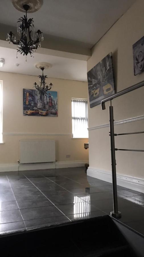 Sandy Pad'S Apartments Rhyl Bagian luar foto